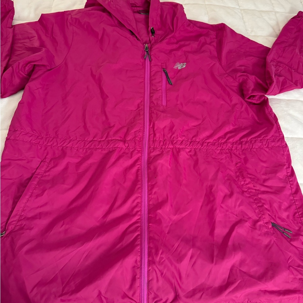 Ladies, New Balance Windbreaker